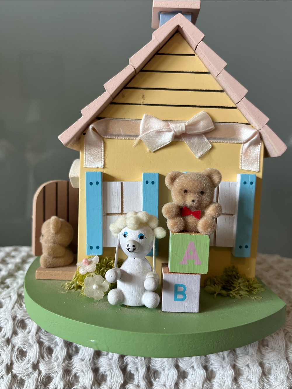 San Francisco music box company welcome home baby number 380 vintage 1985